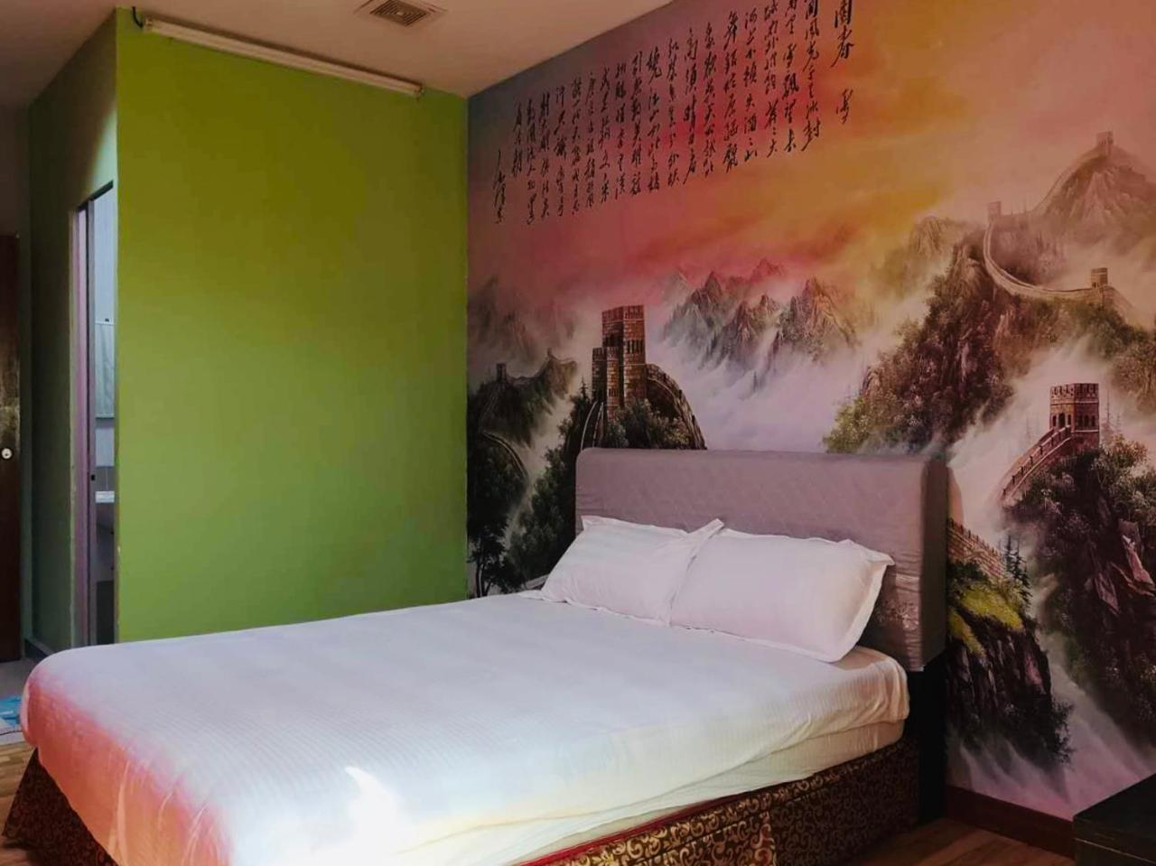 Home Inn Hotel Ipoh Exterior photo